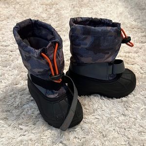 Toddler Camo Columbia Snow Boots- Size 9 Toddler